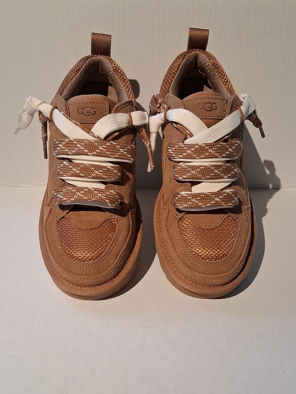 UGG Woman Tan/Brown Lace-Up Sneakers with White Accents